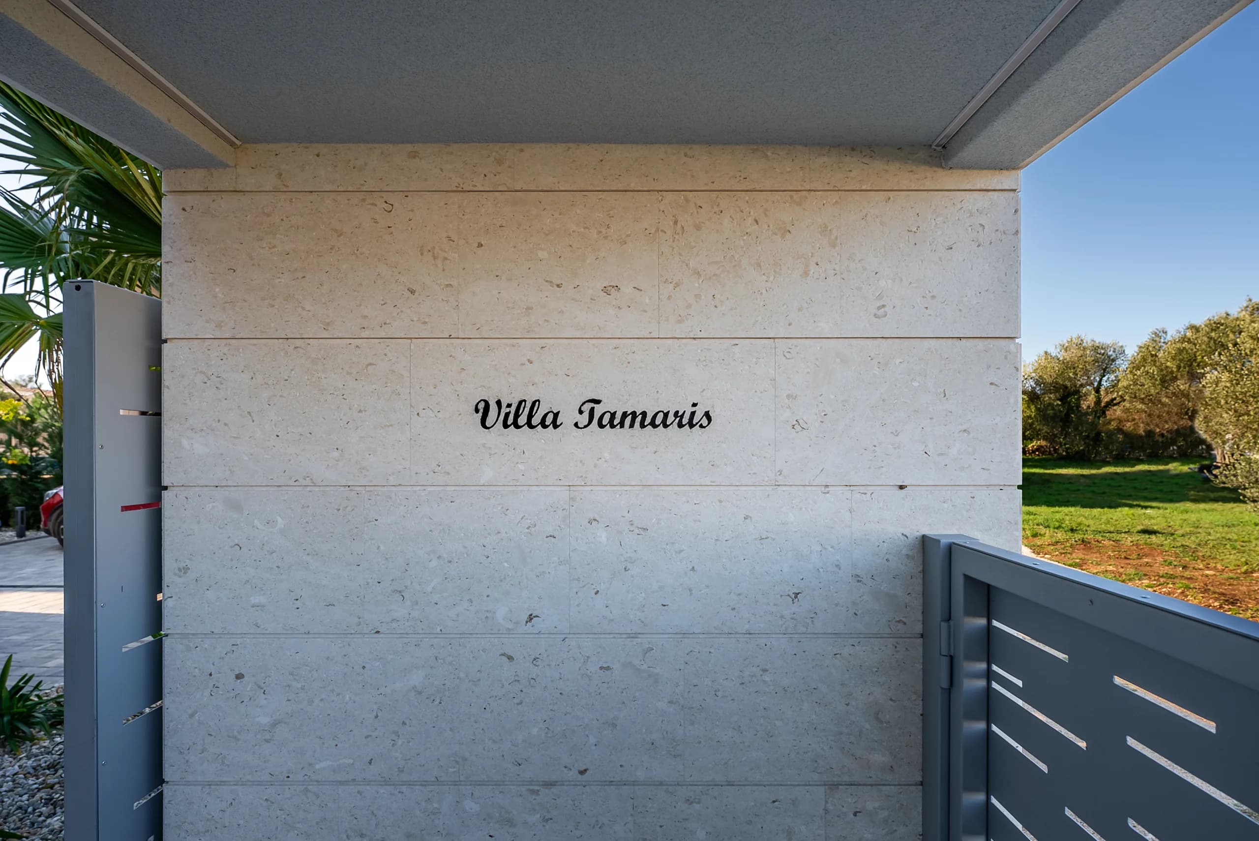 Villa Tamaris entrance